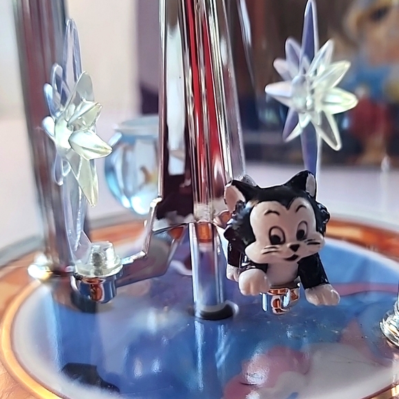 Vintage Disney, Pinocchio Anniversary Clock. - Picture 6 of 14